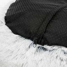 Lade das Bild in den Galerie-Viewer, Trixie Bett Harvey - rund weiß-schwarz / 60 cm